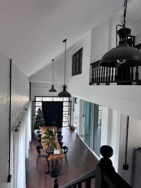 บ้านสมดุลมิตร Hidden Private White Brick House Rayong